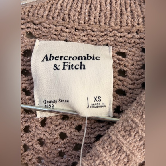 Abercrombie & fitch Textural Stitch Cable Crew Sweater size XS in light brown - Picture 14 of 16